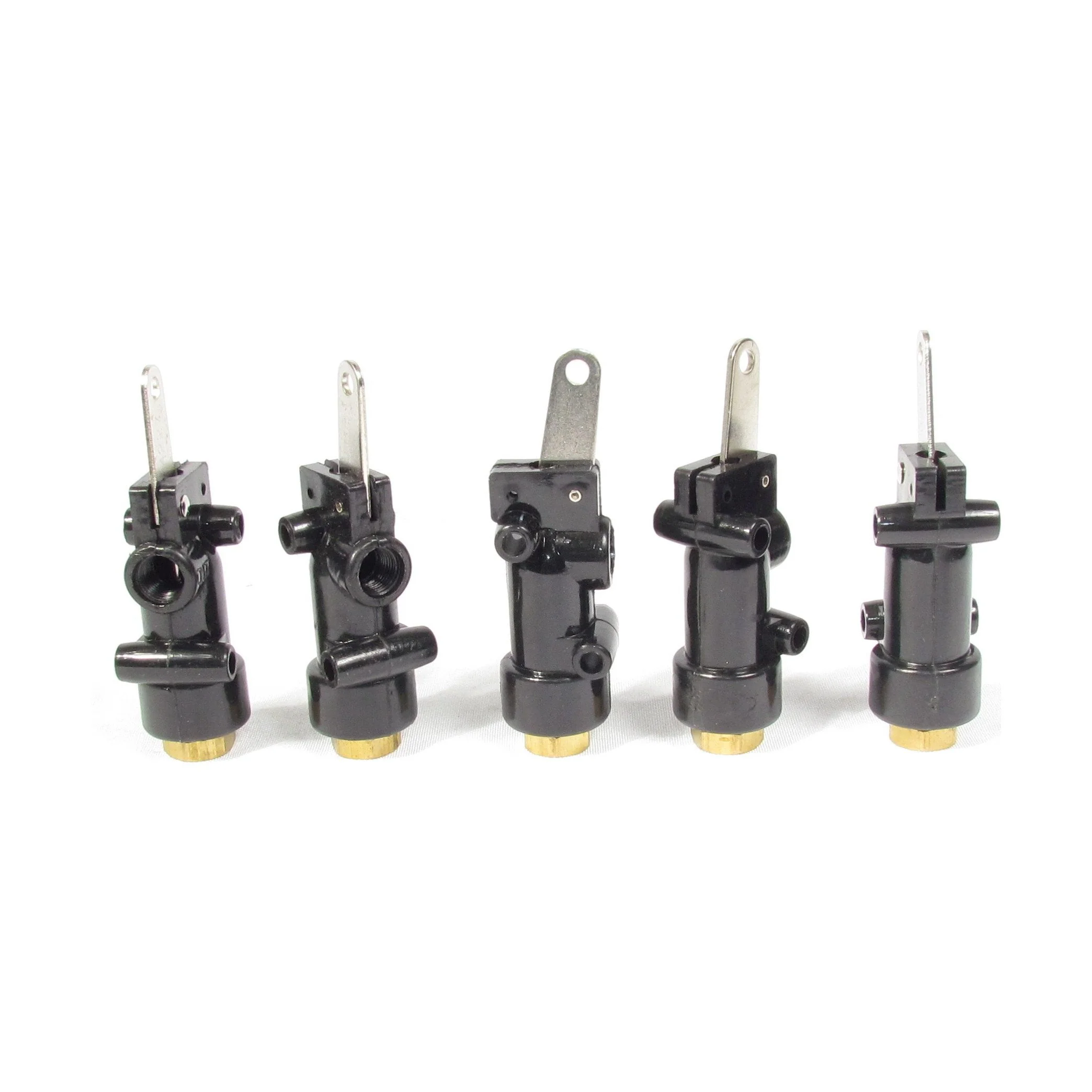 Fortpro HV-3 Air Horn Plastic Valve, Supply 1/4" NPT, Delivery 1/8" NPT, Replacement for Mack 20QE29317 | F224901